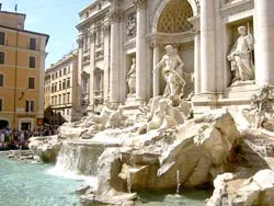 Đài phun nước Trevi nổi tiếng ở Roma: Không còn nước để phun?