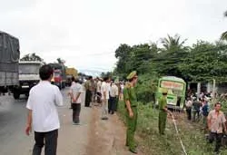 4 giáo viên thiệt mạng, 13 người bị thương