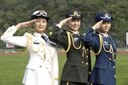 Trung Quốc: Đổi  mới quân phục