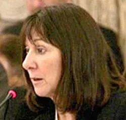 Bộ trưởng kinh tế cất tiền ở đâu?