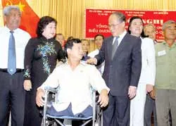 Triệu tấm lòng chung một đạo lý