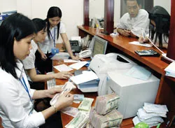 Trải thảm cho người có tiền