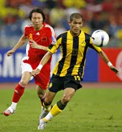 Đội tuyển Malaysia phải mau chóng quên đi hình ảnh nhạt nhòa như trận gặp Trung Quốc để tập trung vào trận đấu với Uzbekistan.