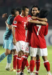 Bảng C (17 giờ 20: Malaysia - Uzbekistan): Chủ nhà rửa mặt ? ảnh 2