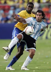 Liệu Dunga có từ bỏ Jogo Bonito ? ảnh 1