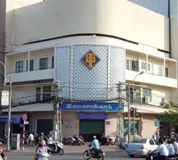 Quỹ đất ít, lãng phí nhiều