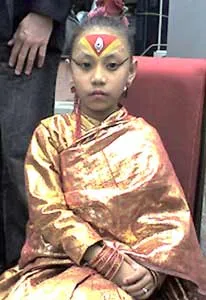 Nữ thần sống Nepal vẫn giữ được danh hiệu