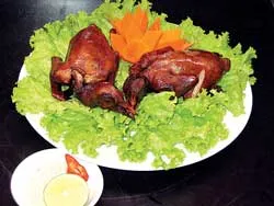 Bồ câu quay mật ong