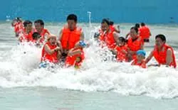 Trung Quốc: Khánh thành bãi biển nhân tạo lớn nhất nước