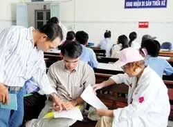 Công chứng, chứng thực: Lại lúng túng vì thiếu hướng dẫn ảnh 2