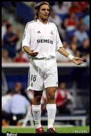 Woodgate khi còn khoác áo Real Madrid.