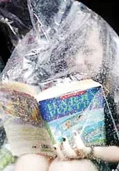 Kết thúc một huyền thoại - mở đầu một hy vọng ảnh 2