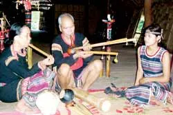 Nghệ nhân dân gian làm du lịch