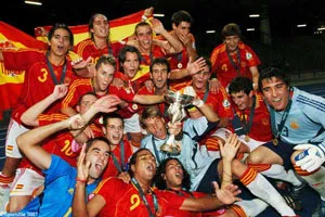 Tây Ban Nha bảo vệ thành công ngôi vô địch ảnh 1