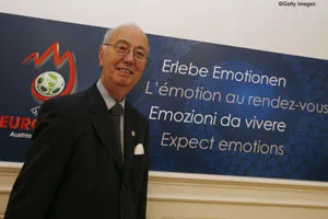 Chiến dịch tuyển 5.000 tình nguyên viên bị phản đối ảnh 1