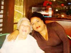 Người phụ nữ của hai dân tộc