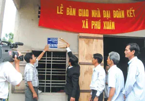 Công ty cổ phần Nhà Việt Nam làm từ thiện