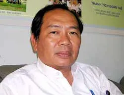 Làm gì để phòng chống dịch heo “tai xanh”?