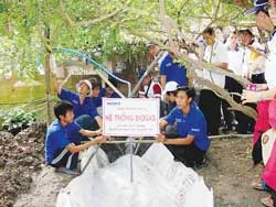 Xây hầm biogas cho nông dân tỉnh Hậu Giang