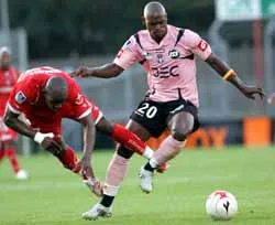 Toulouse trước thách thức quá lớn ảnh 1