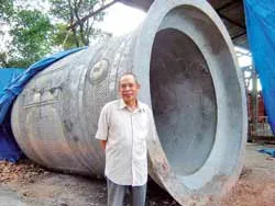 Chuông đồng lớn nhất Đông Nam Á được chuyển đến Ninh Bình