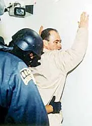 Mehico tuyên chiến với tội phạm ma túy ảnh 2