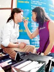 Kỳ 3: Biến tấu nghề làm mẫu