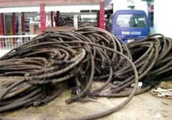 Bảo vệ cáp quang biển