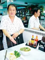 Đưa phở về quê