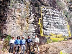 Độc đáo những sắc màu văn hóa