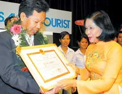 Lễ trao Giải thưởng Tôn Đức Thắng lần thứ VII năm 2007: Tôn vinh 11 cá nhân ưu tú ảnh 2