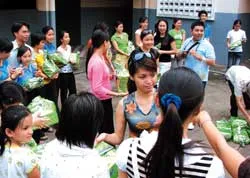 VinaGame và game thủ trợ giúp trẻ em vùng lũ