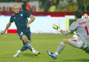 Thắng đậm Toulouse, Liverpool tiến vào vòng đấu bảng ảnh 2