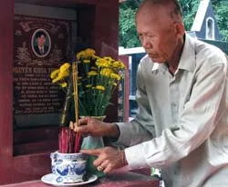 Bài 3: Lách luật để “chìm xuồng”?