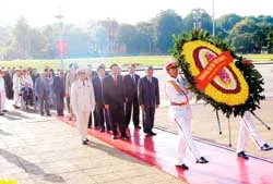 Cách mạng Tháng Tám đưa dân tộc ta đứng vào hàng ngũ tiên phong của các dân tộc trên thế giới