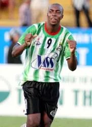 Vòng đấu của các ngoại binh ảnh 1