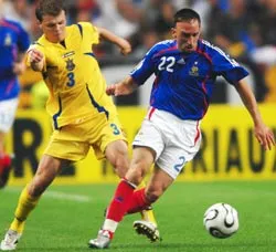Vòng loại EURO 2008 cuối tuần: Pháp lo lắng