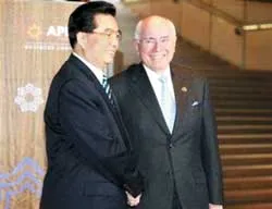 Lần đầu tiên ra tuyên bố nhấn mạnh vấn đề biến đổi khí hậu