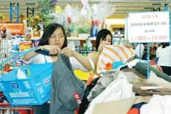 TPHCM hãy tiếp tục đi đầu thúc đẩy phát triển dịch vụ