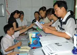 Tuyển sinh đào tạo ngoài ngân sách: Ai xin thì… cho!