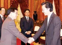 Tạo thuận lợi tối đa cho các nhà đầu tư nước ngoài