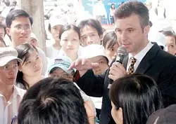 Thuê giám đốc nước ngoài: Luật cho nhưng... hiếm nguồn ảnh 2