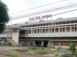 Bài 2: Những ngôi chợ đã “qua đời” ảnh 2