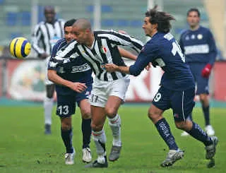 "Lão phu nhân" sẽ ghi 2 bàn ảnh 1