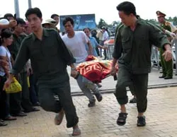 Sập cầu Cần Thơ đang xây, hơn 200 người chết và bị thương ảnh 3