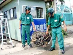 Các hộ nhận hỗ trợ vẫn kinh doanh gia cầm trái phép