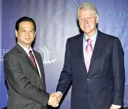 Gặp Tổng Thư ký LHQ, Tổng thống Senegal, Quốc vương Qatar và cựu Tổng thống Mỹ Bill Clinton ảnh 2