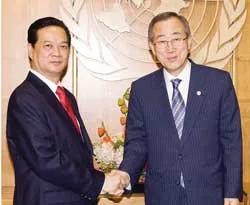 Gặp Tổng Thư ký LHQ, Tổng thống Senegal, Quốc vương Qatar và cựu Tổng thống Mỹ Bill Clinton