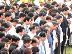 Hơn 1.000 người dự lễ truy điệu những người tử nạn ảnh 6