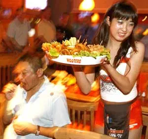 Trung Quốc: Xuất hiện nhà hàng “nóng bỏng”